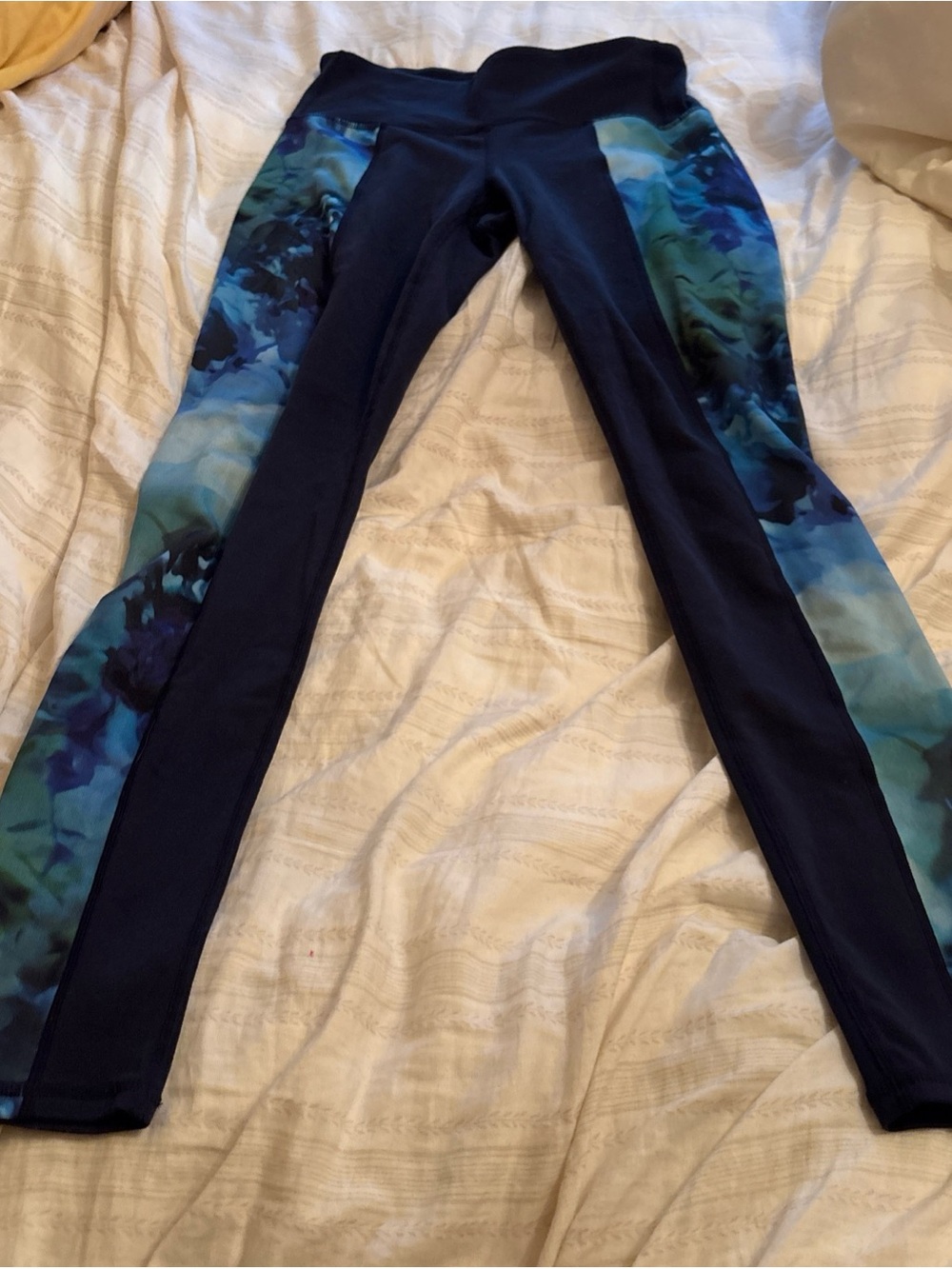 Athleta Bloom Chaturanga High Rise Leggings Navy Blue Floral Side Panels Size S
